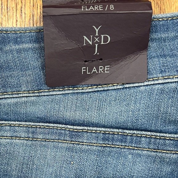 NWT NYDJ Flare Jeans Light Blue 8 - Picture 7 of 11